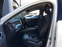 USED 2017 67 VOLVO XC60 2.0 D4 MOMENTUM AWD 5d 188 BHP 