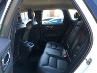 USED 2017 67 VOLVO XC60 2.0 D4 MOMENTUM AWD 5d 188 BHP 
