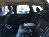 USED 2017 67 VOLVO XC60 2.0 D4 MOMENTUM AWD 5d 188 BHP 