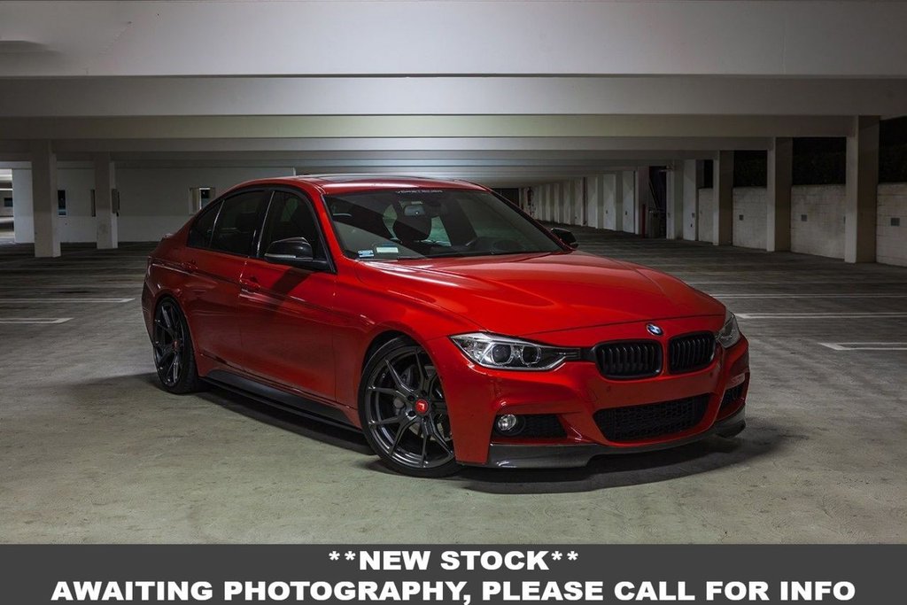 View our BMW 3 SERIES