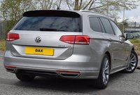 USED 2015 15 VOLKSWAGEN PASSAT 2.0 R LINE TDI BLUEMOTION TECHNOLOGY 5d 148 BHP 50,000 MILES! FULL SERVICE HISTORY! 2 KEYS! NAV! DAB!