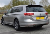 USED 2015 15 VOLKSWAGEN PASSAT 2.0 R LINE TDI BLUEMOTION TECHNOLOGY 5d 148 BHP 50,000 MILES! FULL SERVICE HISTORY! 2 KEYS! NAV! DAB!