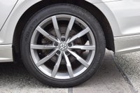 USED 2015 15 VOLKSWAGEN PASSAT 2.0 R LINE TDI BLUEMOTION TECHNOLOGY 5d 148 BHP 50,000 MILES! FULL SERVICE HISTORY! 2 KEYS! NAV! DAB!