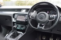 USED 2015 15 VOLKSWAGEN PASSAT 2.0 R LINE TDI BLUEMOTION TECHNOLOGY 5d 148 BHP 50,000 MILES! FULL SERVICE HISTORY! 2 KEYS! NAV! DAB!