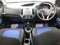 USED 2010 10 HYUNDAI I20 1.2 COMFORT 5d 77 BHP Bright Metallic Paint + Air Con & AUX Input