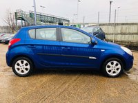 USED 2010 10 HYUNDAI I20 1.2 COMFORT 5d 77 BHP Bright Metallic Paint + Air Con & AUX Input