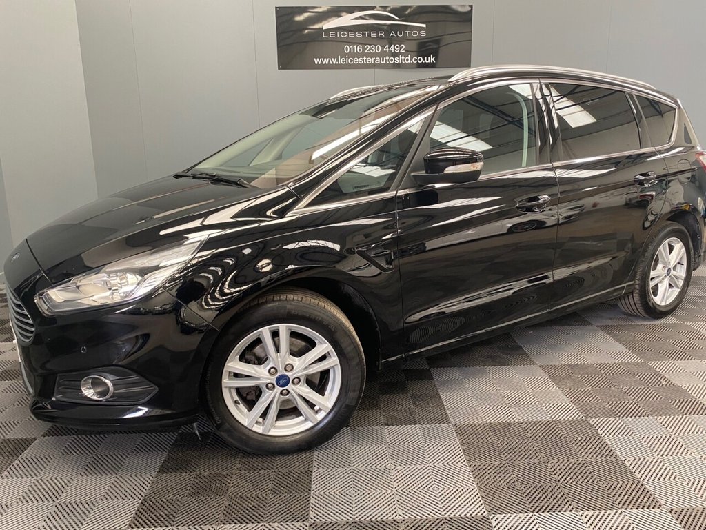 View our FORD S-MAX