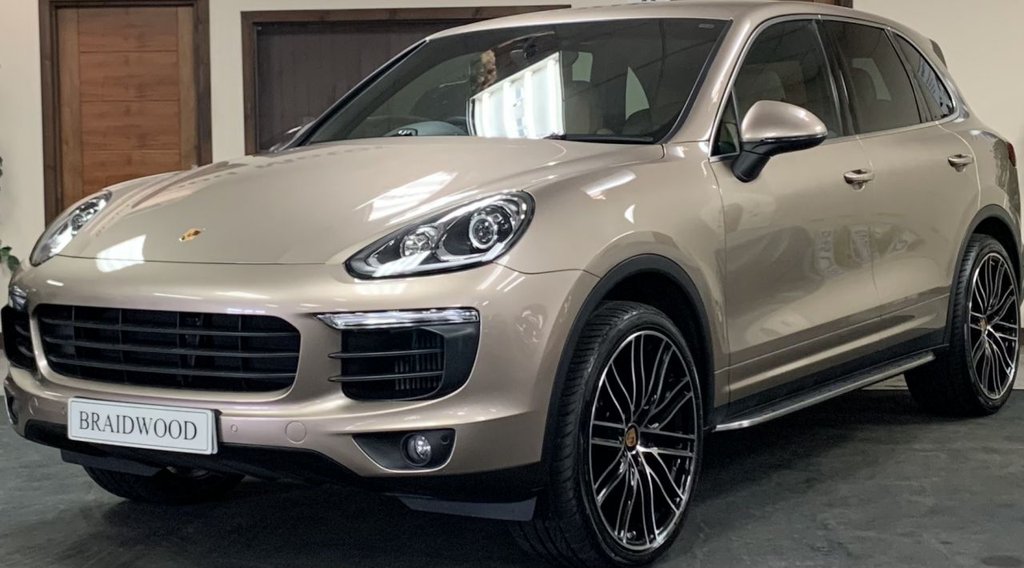 View our PORSCHE CAYENNE