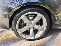USED 2012 62 AUDI A4 2.0 AVANT TDI QUATTRO BLACK EDITION 5d 174 BHP FULL HEATED LEATHER//BANG OLUFSEN SPEAKERS//NEW FRONT BRAKES//CAMBELT AND WATERPUMP//ANUALL SERVICE 174 BHP FULL HEATED LEATHER SEATS // BANG OLUFSEN SPEAKERS // NEW FRONT BRAKE DISCS AND PADS