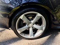 USED 2012 62 AUDI A4 2.0 AVANT TDI QUATTRO BLACK EDITION 5d 174 BHP FULL HEATED LEATHER//BANG OLUFSEN SPEAKERS//NEW FRONT BRAKES//CAMBELT AND WATERPUMP//ANUALL SERVICE 174 BHP FULL HEATED LEATHER SEATS // BANG OLUFSEN SPEAKERS // NEW FRONT BRAKE DISCS AND PADS