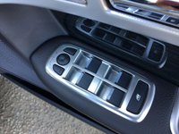 USED 2015 15 JAGUAR XF 2.2 D LUXURY 4d 163 BHP 