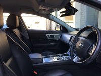 USED 2015 15 JAGUAR XF 2.2 D LUXURY 4d 163 BHP 