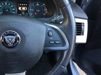 USED 2015 15 JAGUAR XF 2.2 D LUXURY 4d 163 BHP 