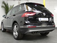 USED 2018 18 VOLKSWAGEN TIGUAN 2.0 SEL TDI BLUEMOTION TECHNOLOGY DSG 5d 148 BHP SAT NAV PANORAMIC SUNROOF