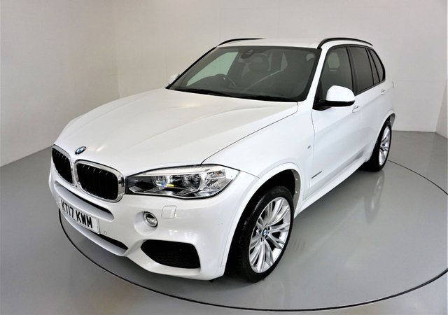 2017 17 BMW X5 3.0 XDRIVE30D M SPORT 5d AUTO 255 BHP-MINERAL WHITE PEARL-HEATED FRONT AND REAR SEATS-BLACK DAKOTA LEATHER-7 SEATS-CLIMATE CONTROL-CRUISE CONTROL-DAB RADIO-SATNAV-MFSW-GREAT EXAMPLE-360 CAMERA-HEATED STEERING WHEEL-HARMAN KARDON