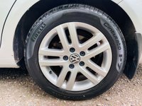 USED 2011 61 VOLKSWAGEN GOLF 2.0 SE TDI 5d 140 BHP CRUISE CONTROL & AIR CONDITIONING