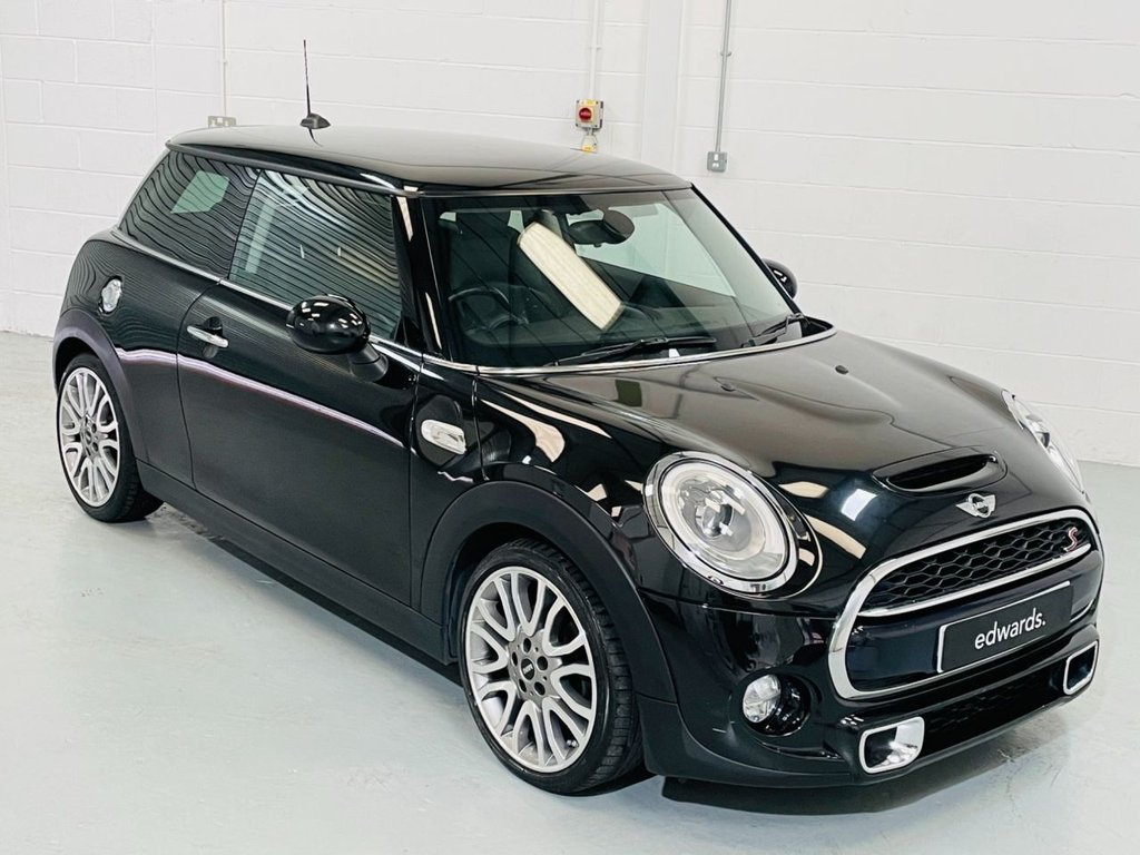 View our MINI HATCH COOPER