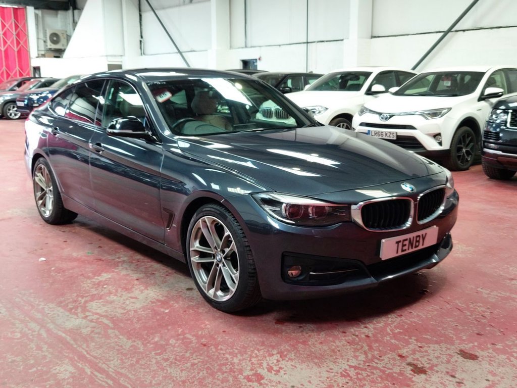 View our BMW 3 SERIES