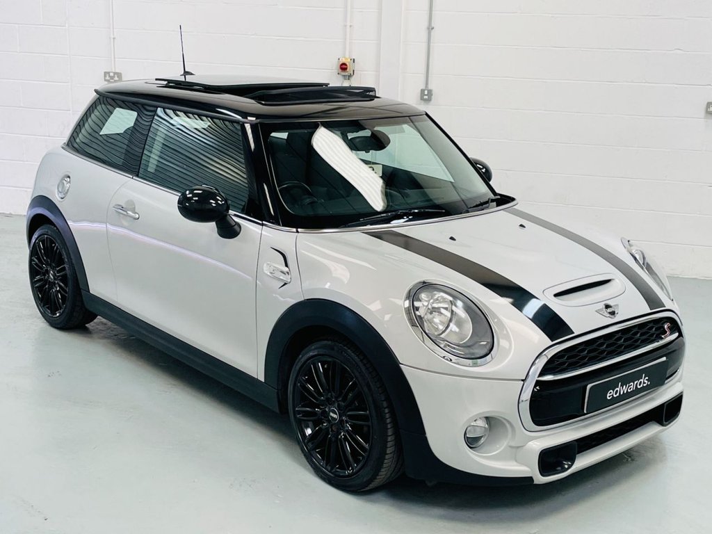 View our MINI HATCH COOPER