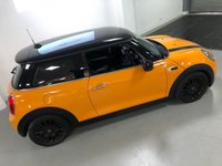 USED 2015 15 MINI HATCH COOPER 1.5 COOPER 3d 134 BHP * NAVIGATION * 16 INCH BLACK ALLOYS * 28,593 MILES ONLY * LEATHER * HEATED FRONT SEATS * CLIMATE CONTROL *