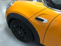 USED 2015 15 MINI HATCH COOPER 1.5 COOPER 3d 134 BHP * NAVIGATION * 16 INCH BLACK ALLOYS * 28,593 MILES ONLY * LEATHER * HEATED FRONT SEATS * CLIMATE CONTROL *