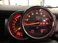 USED 2015 15 MINI HATCH COOPER 1.5 COOPER 3d 134 BHP * NAVIGATION * 16 INCH BLACK ALLOYS * 28,593 MILES ONLY * LEATHER * HEATED FRONT SEATS * CLIMATE CONTROL *