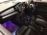 USED 2015 15 MINI HATCH COOPER 1.5 COOPER 3d 134 BHP * NAVIGATION * 16 INCH BLACK ALLOYS * 28,593 MILES ONLY * LEATHER * HEATED FRONT SEATS * CLIMATE CONTROL *