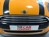 USED 2015 15 MINI HATCH COOPER 1.5 COOPER 3d 134 BHP * NAVIGATION * 16 INCH BLACK ALLOYS * 28,593 MILES ONLY * LEATHER * HEATED FRONT SEATS * CLIMATE CONTROL *