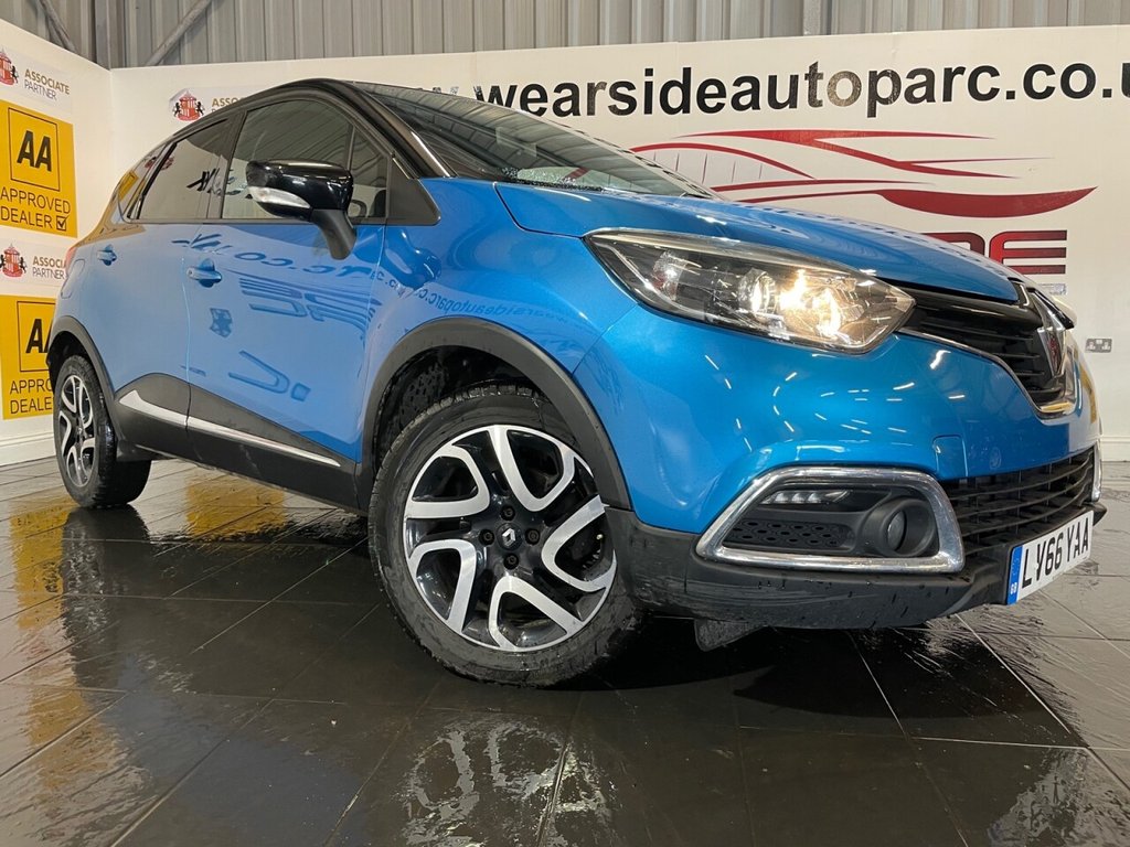 View our RENAULT CAPTUR