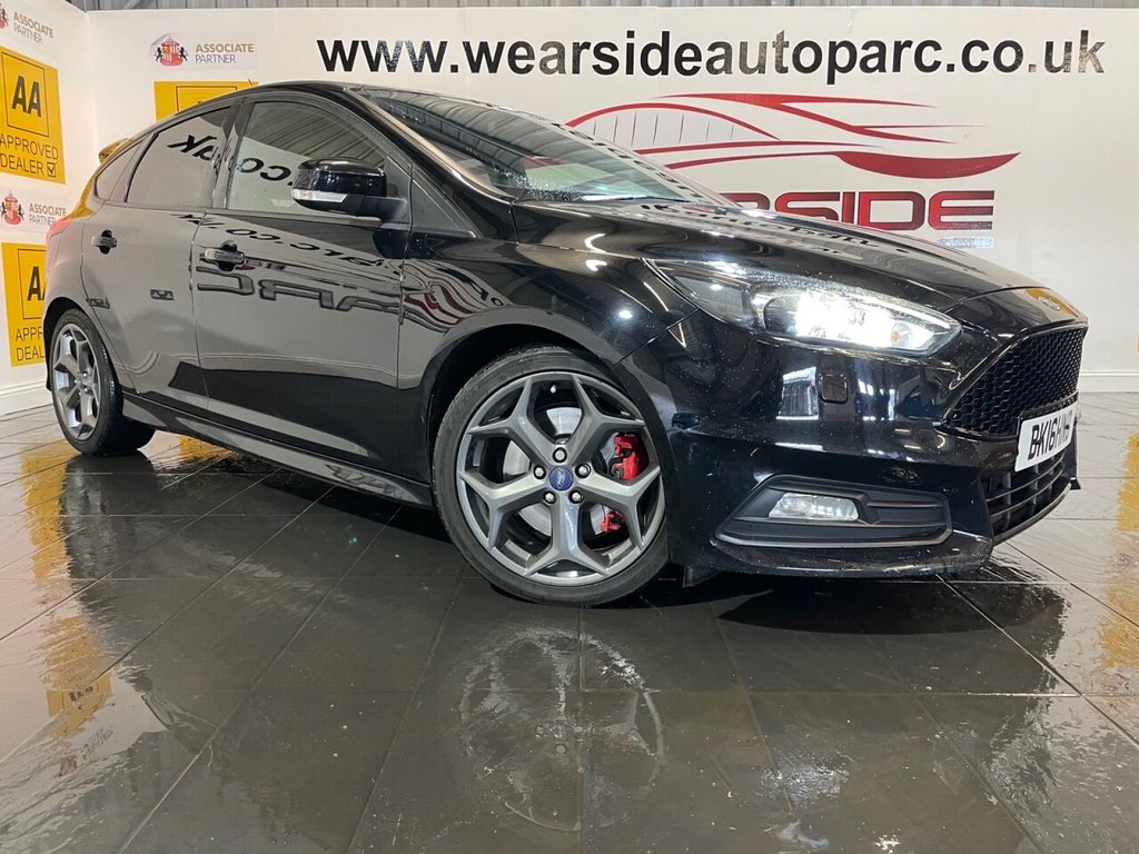 View our FORD FOCUS