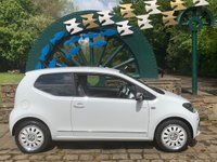 USED 2012 62 VOLKSWAGEN UP 1.0 UP WHITE 3d 74 BHP IDEAL 1ST CAR - &pound;30 PER YEAR TAX - LOW INSURANCE GROUP - LIMITED EDITION - SATELLITE NAVIGATION - BLACK LEATHER LOOK INTERIOR - AIR CON - 1 FORMER KEEPER ONLY 42,469 MILES
