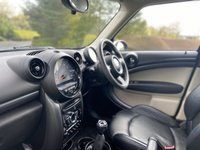 USED 2015 65 MINI COUNTRYMAN 2.0 COOPER SD ALL4 5d 141 BHP Heated Full Leather White Roof