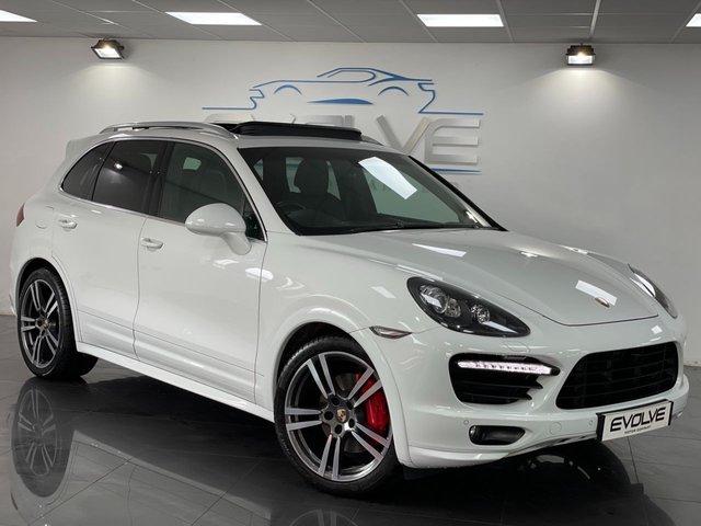 2013 58 Porsche Cayenne 4.8 V8 GTS TIPTRONIC S 5d 420 BHP