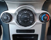 USED 2011 61 FORD FIESTA 1.2 ZETEC 3d 81 BHP www.suffolkcarcentre.co.uk - Located at Ilketshall