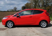USED 2011 61 FORD FIESTA 1.2 ZETEC 3d 81 BHP www.suffolkcarcentre.co.uk - Located at Ilketshall