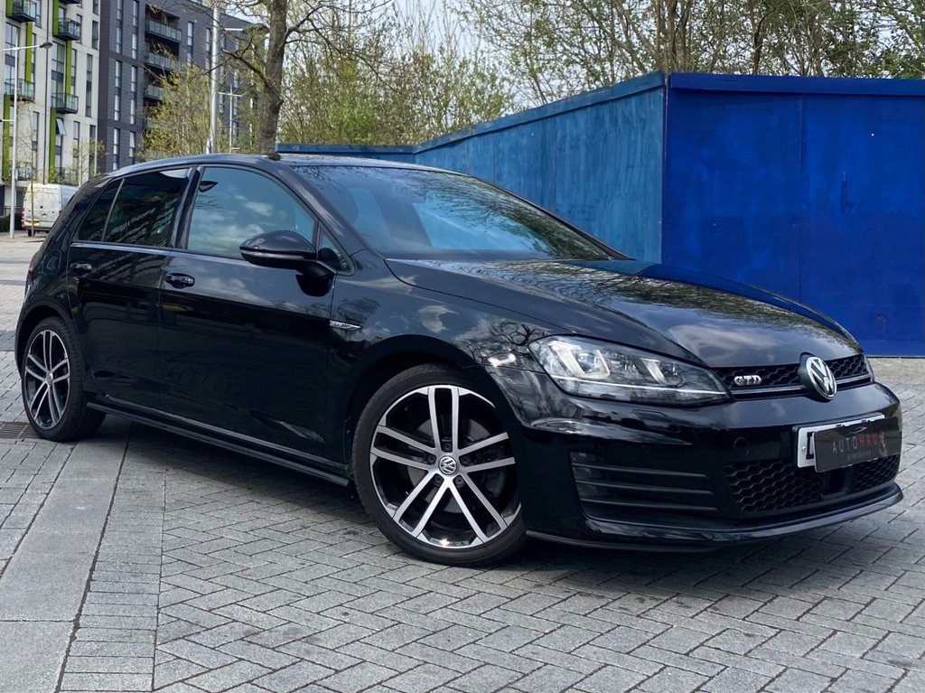 View our VOLKSWAGEN GOLF