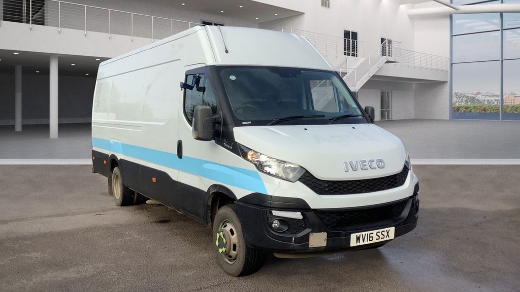 View our IVECO DAILY