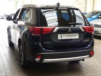 USED 2017 67 MITSUBISHI OUTLANDER 2.2 DI-D 3 5d 147 BHP 7 SEATS 1 OWNER FSH