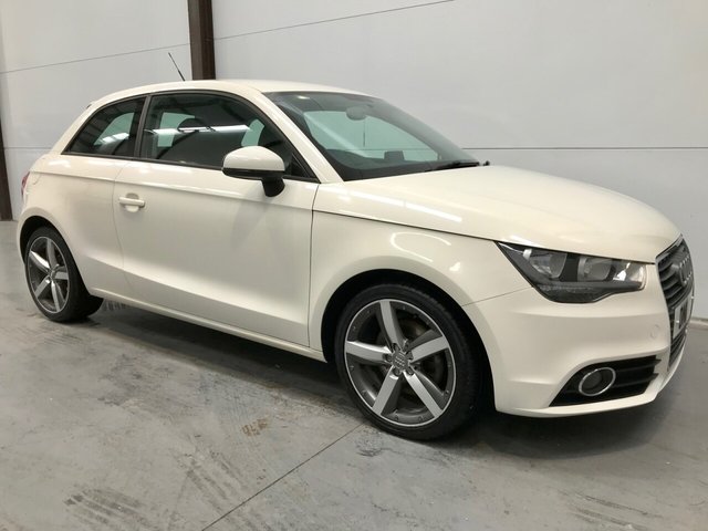 2011 11 Audi A1 1.6 TDI SPORT 3d 103 BHP