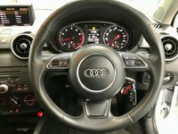 USED 2013 63 AUDI A1 1.4 SPORTBACK TFSI SPORT 5d 122 BHP Contrast Roof,Sport,Bluetooth