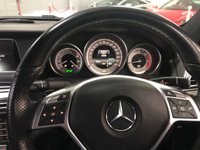 USED 2016 16 MERCEDES-BENZ E-CLASS 2.1 E220 BLUETEC AMG LINE 2d 174 BHP * CLIMATE * 18 INCH ALLOYS * MOT DEC 2021 * 55K MILES ONLY * PARKING SENSORS * NAVIGATION *