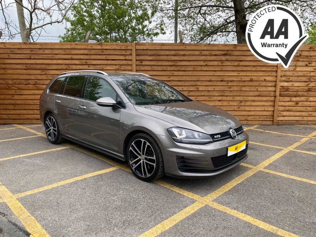 View our VOLKSWAGEN GOLF