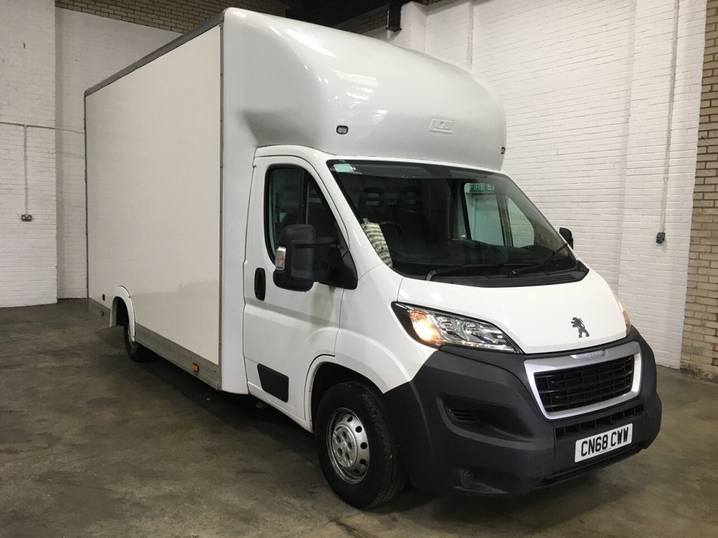 View our PEUGEOT BOXER