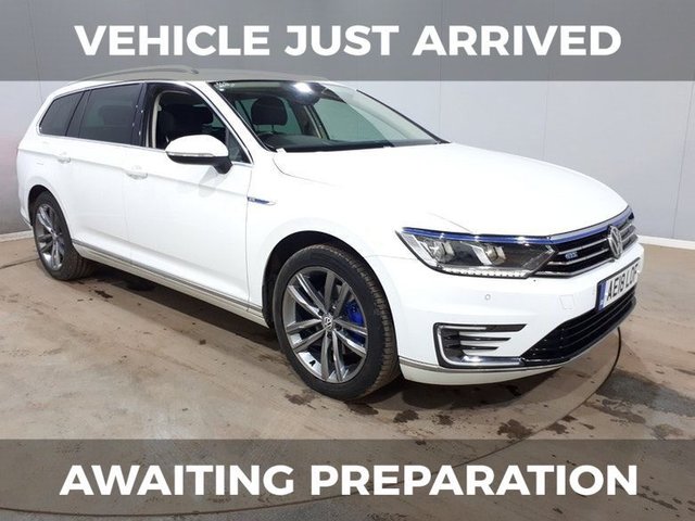 View our VOLKSWAGEN PASSAT
