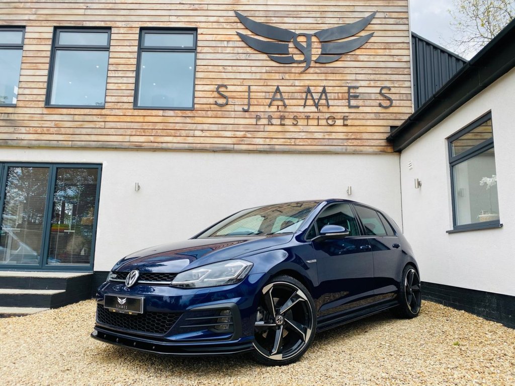 View our VOLKSWAGEN GOLF