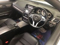 USED 2013 61 MERCEDES-BENZ E-CLASS 2.1 E220 CDI AMG SPORT 2d 170 BHP * PRIVACY GLASS * CLIMATE CONTROL *  FRESH MOT * 2 KEYS * BLUETOOTH * PARKING SENSORS *