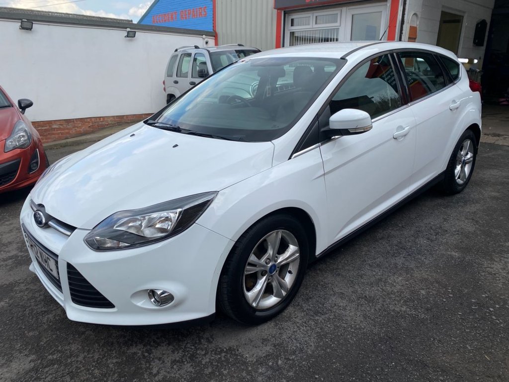 View our FORD FOCUS