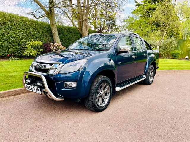 View our ISUZU D-MAX