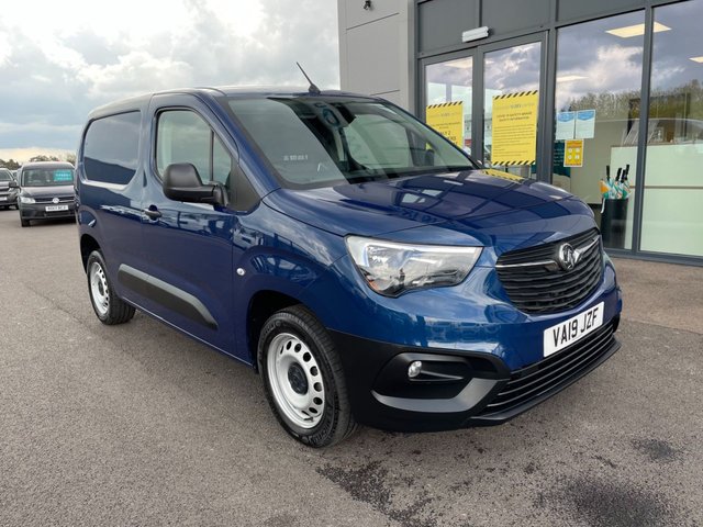 2019 19 Vauxhall Combo Cargo 1.5 2300 EDITION AIRCON NAV 