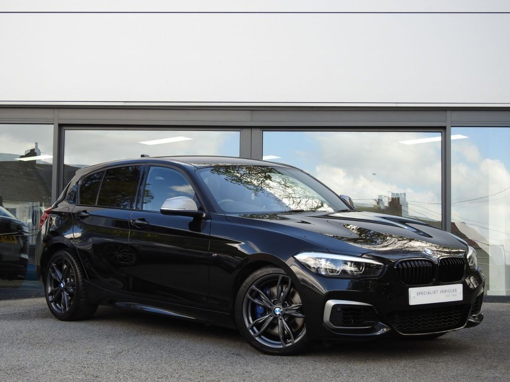 View our BMW 1 SERIES
